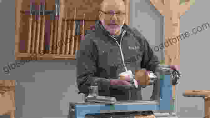 Richard Raffan Guiding On Cabinetmaking Techniques Turning Projects: With Richard Raffan (Fine Woodworking DVD Workshop)